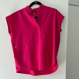 Figs Women's Pink scrub set